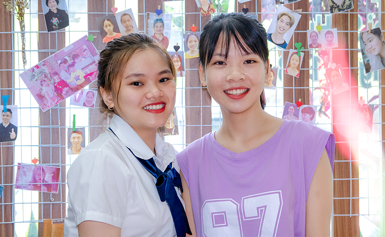 Khách hàng van anh - Nha khoa Bác sĩ Trung Long Biên