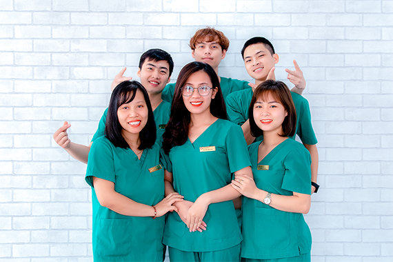 Cách chăm sóc trẻ sau khi cắt thắng lưỡi bị dính – Mẹ không thể bỏ qua! - Nha khoa Bác sĩ Trung Long Biên