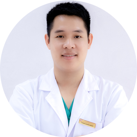 Dentist. Quang Quyết - Nha khoa Bác sĩ Trung Long Biên