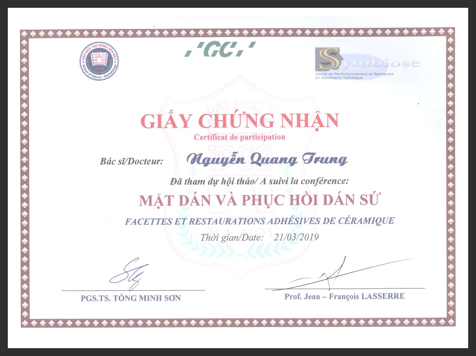 Chứng nhận hội thảo dán sứ thẩm mỹ Symbiose Pháp của Bác sĩ Nguyễn Quang Trung