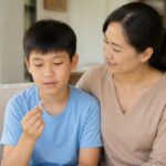 Làm sao để con hợp tác đeo khí cụ, đeo thun?